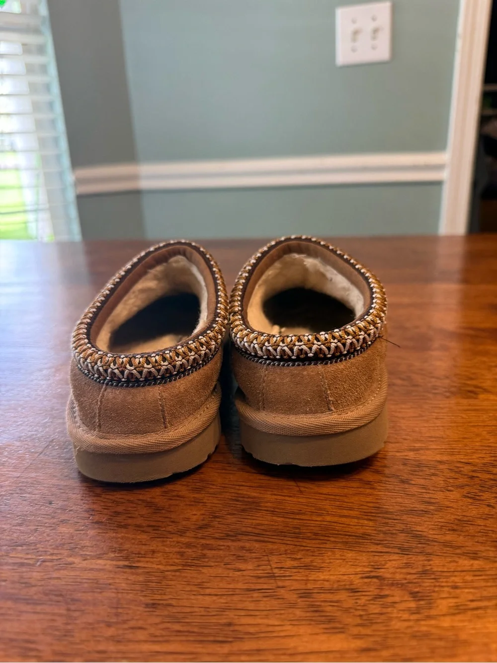 UGG Tasman II Slipper Kids Size 1 Chestnut Suede Slip On